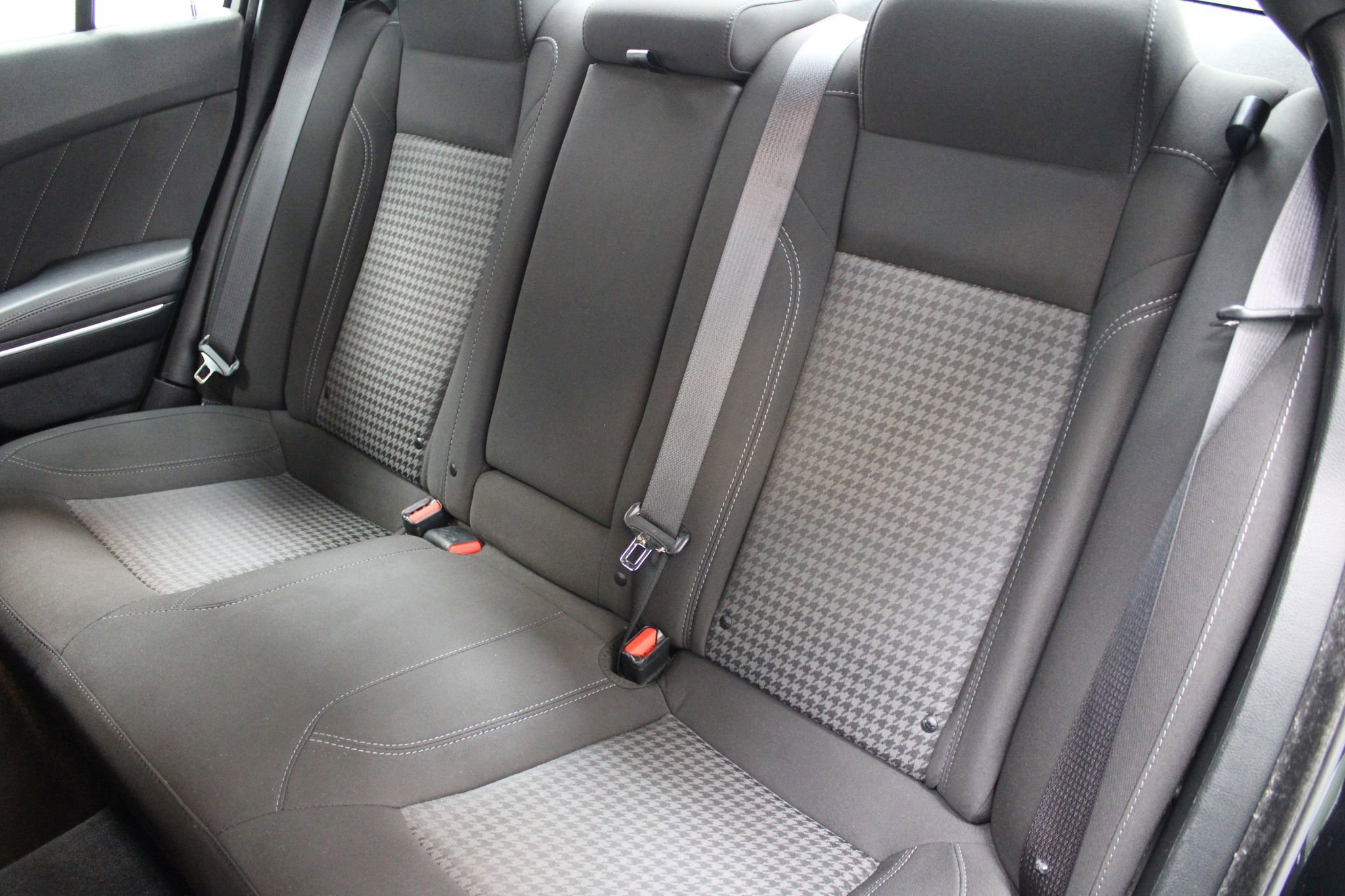 Used 2023 Dodge Charger SXT RWD image 18