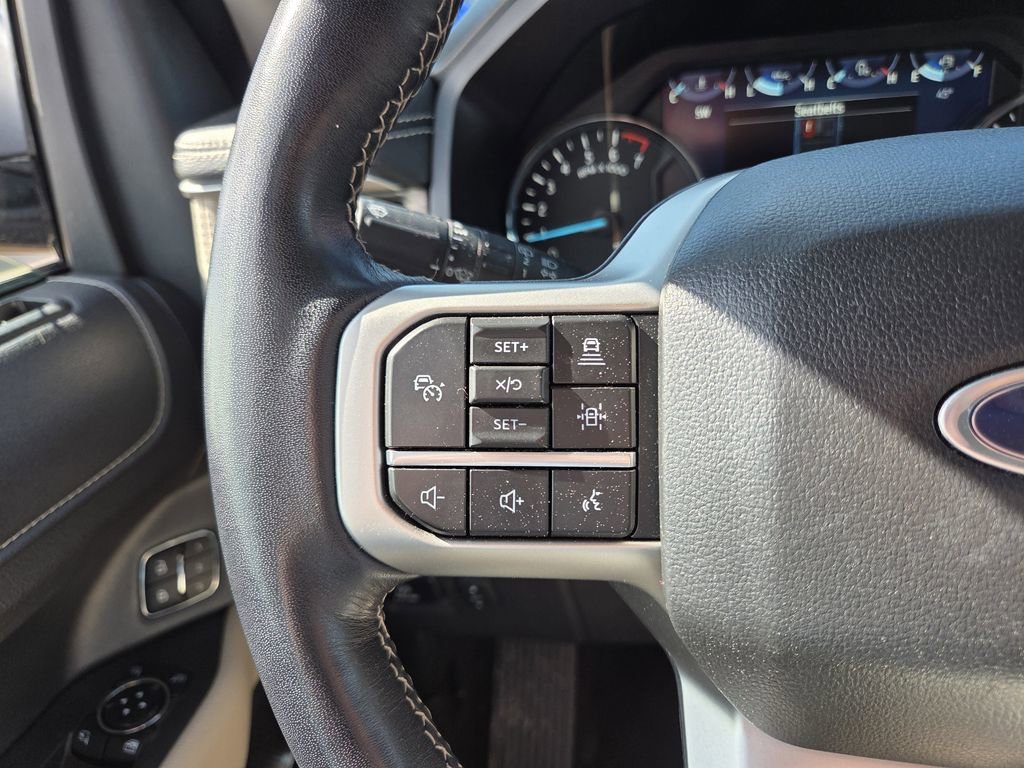 Used 2024 Ford Expedition Limited image 24