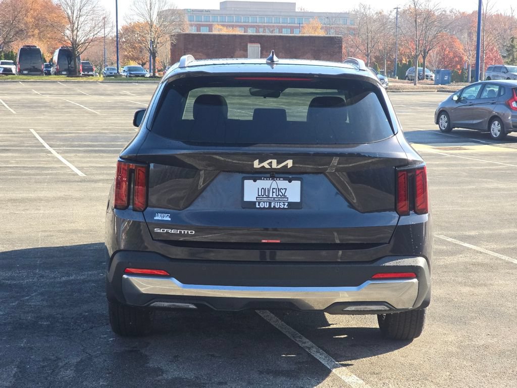 New 2026 Kia Sorento S w/ S Panoramic Sunroof Package FWD image 16