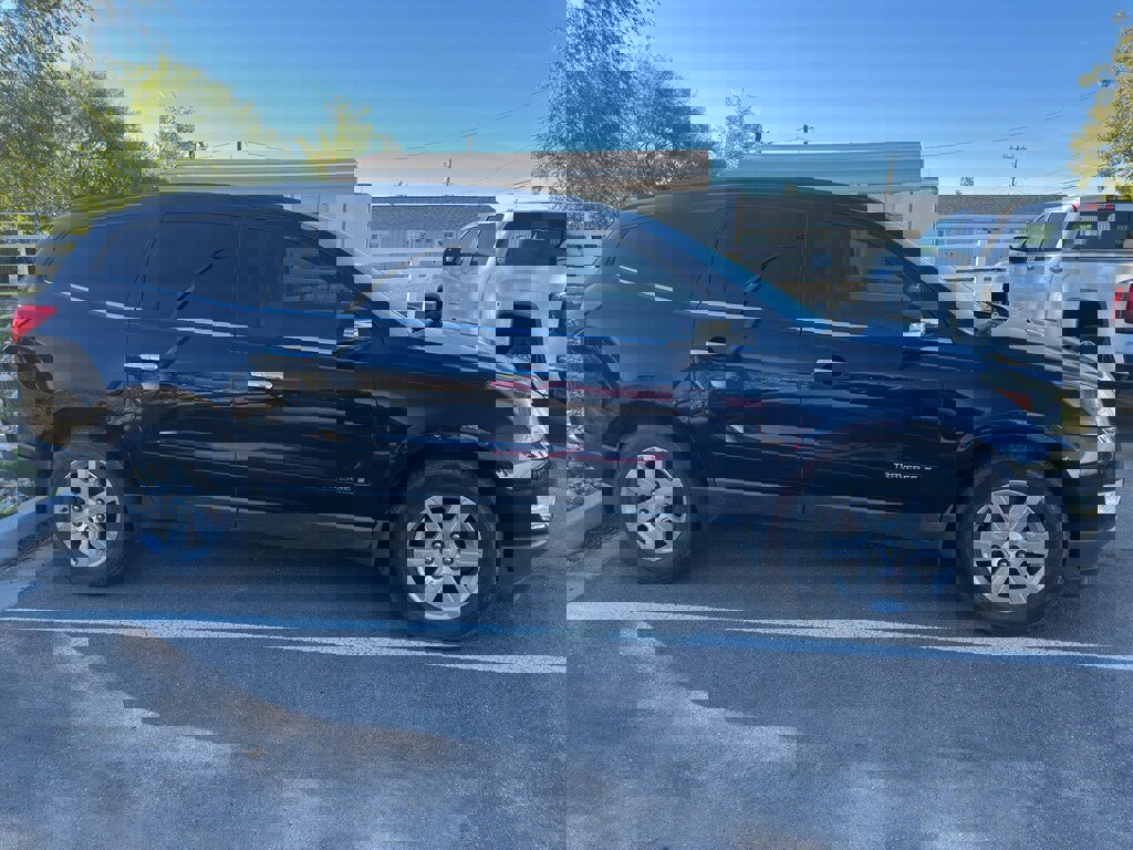 Used 2009 Chevrolet Traverse LT