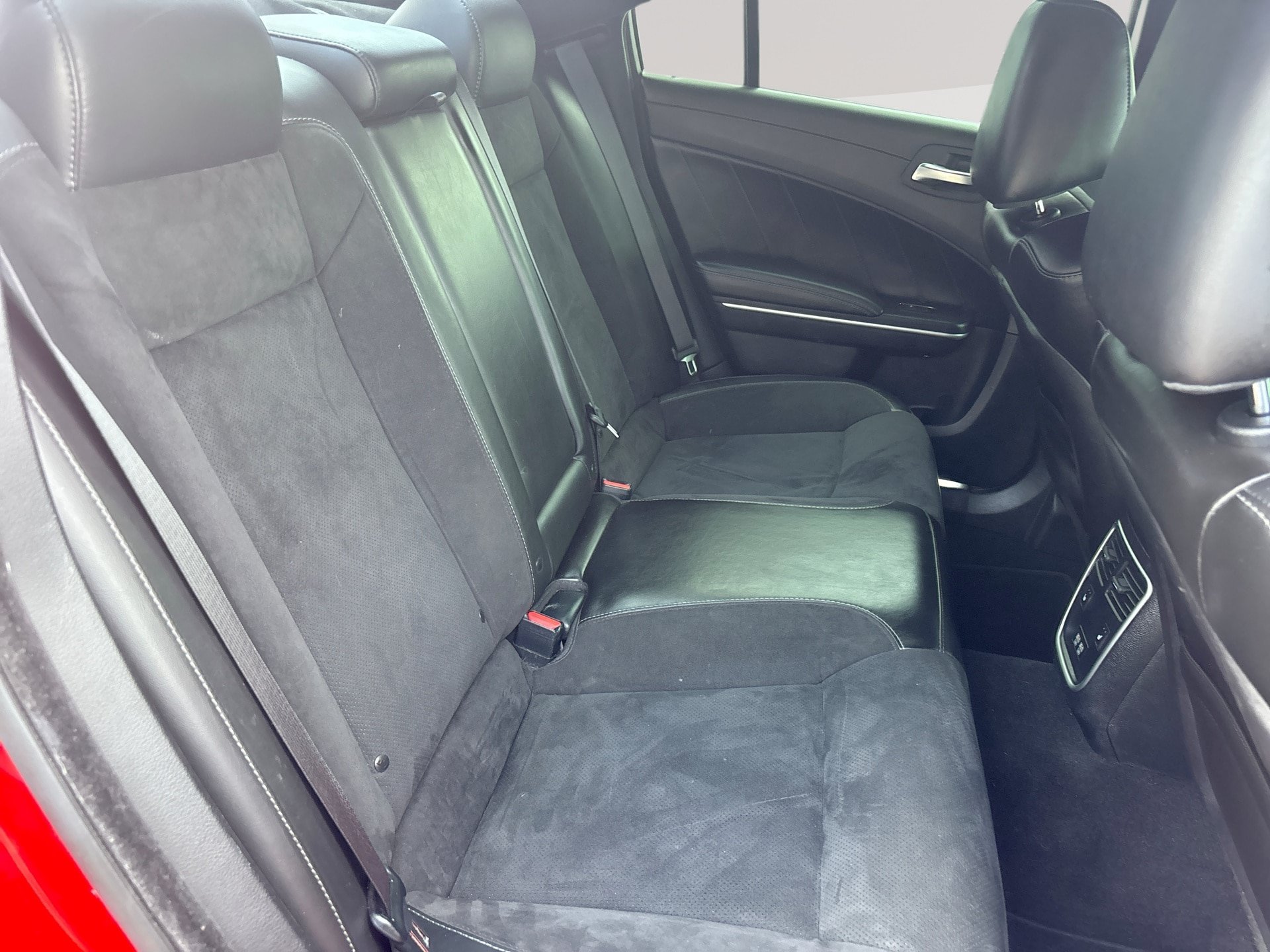 Used 2020 Dodge Charger Scat Pack RWD image 26