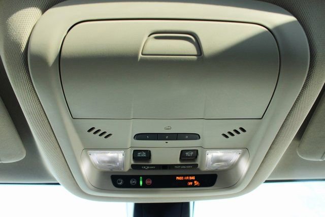 Used 2022 GMC Acadia Denali w/ Denali Ultimate Package image 32