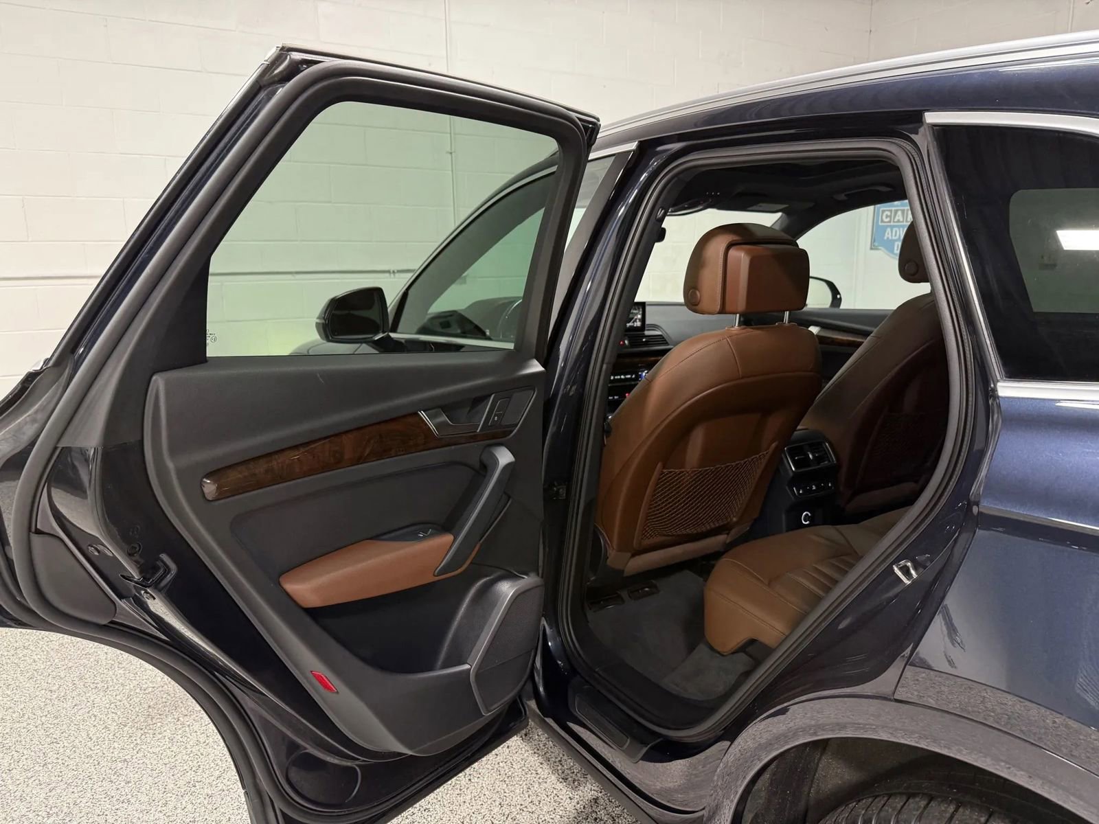 Used 2018 Audi Q5 2.0T Premium Plus w/ Premium Plus Package AWD/4WD image 40