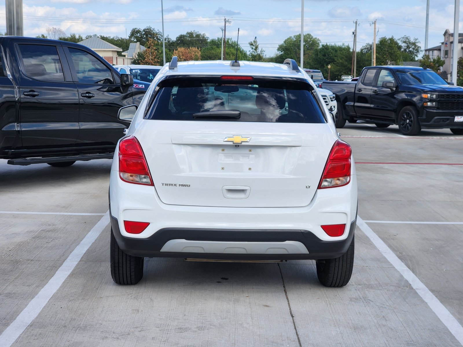 Used 2018 Chevrolet Trax LT w/ LT Convenience Package AWD/4WD image 8