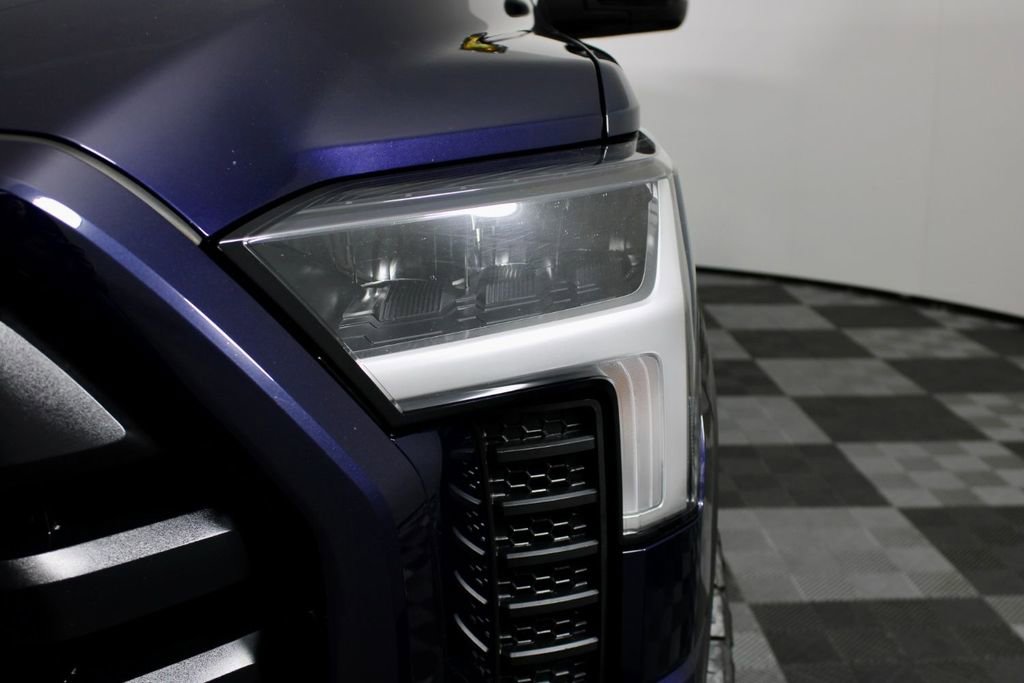 Used 2022 Toyota Tundra SR5 w/ SR5 Convenience Package image 3