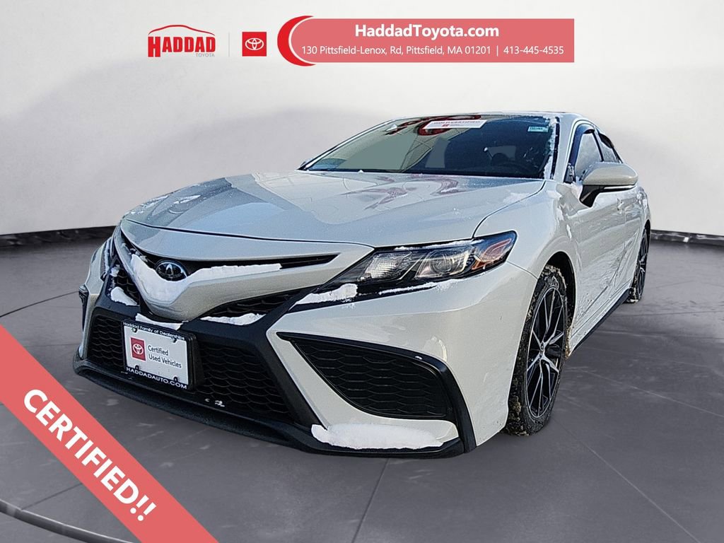 Certified 2024 Toyota Camry SE w/ Cold Weather Package image 1