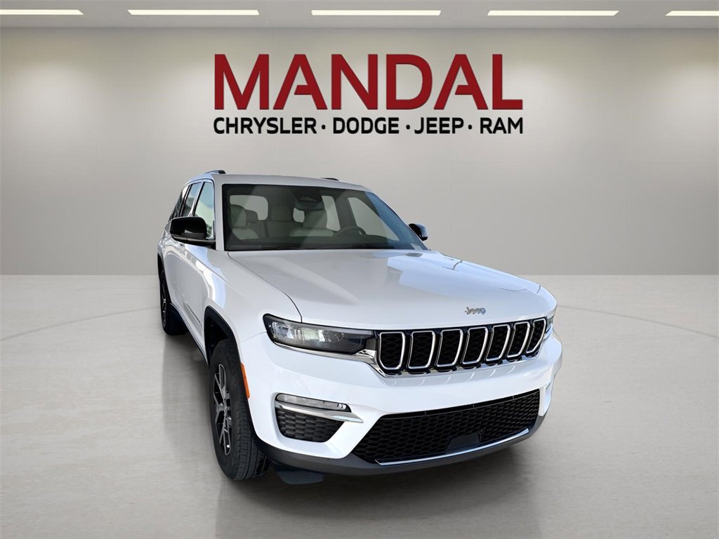 Used 2023 Jeep Grand Cherokee Limited image 4