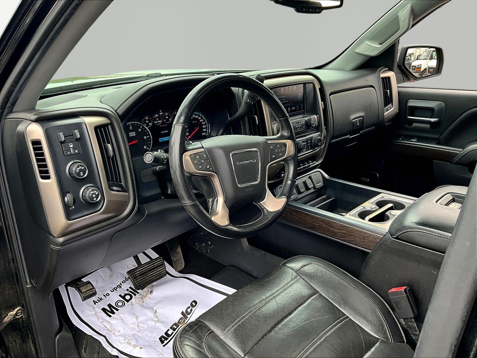 Used 2018 GMC Sierra 1500 Denali w/ Denali Ultimate Package AWD/4WD image 18