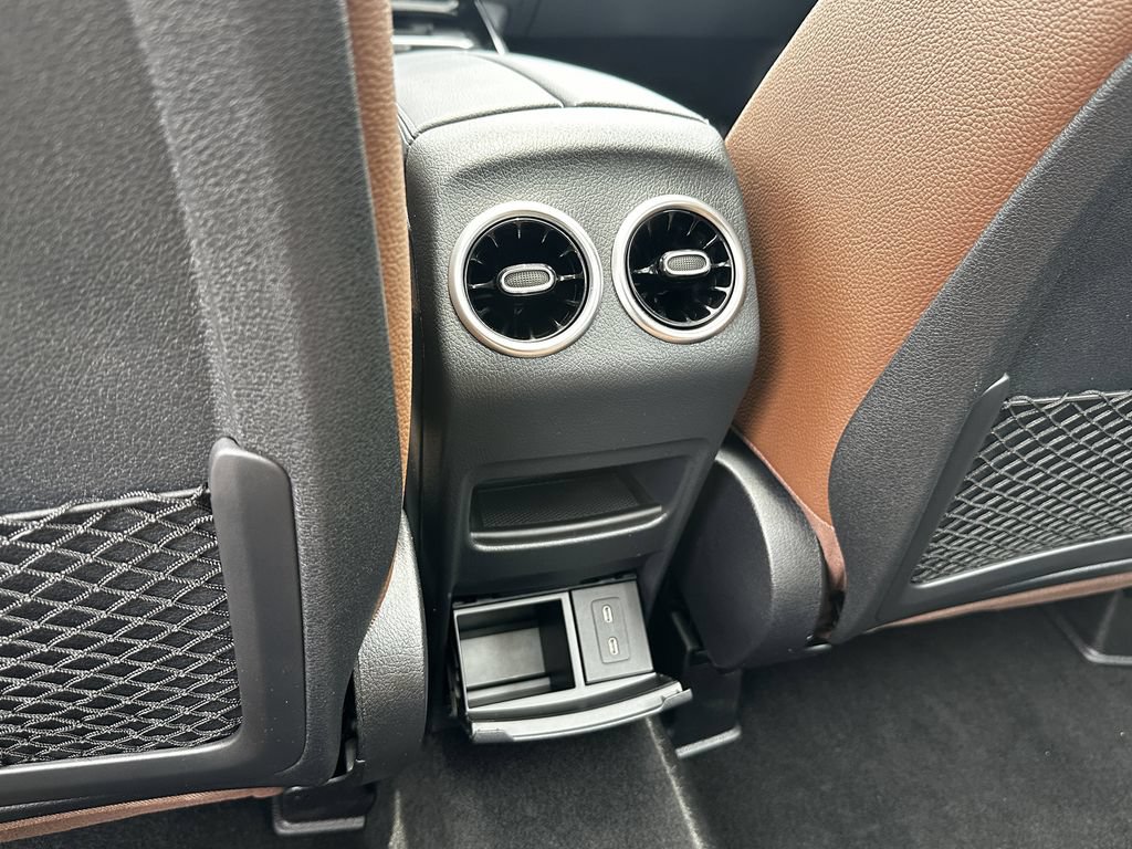 Certified 2025 Mercedes-Benz GLB 35 AMG 4MATIC image 26