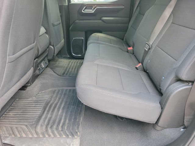Used 2025 Chevrolet Silverado 1500 LT AWD/4WD image 14