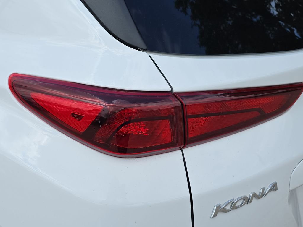 Certified 2023 Hyundai Kona SEL image 31