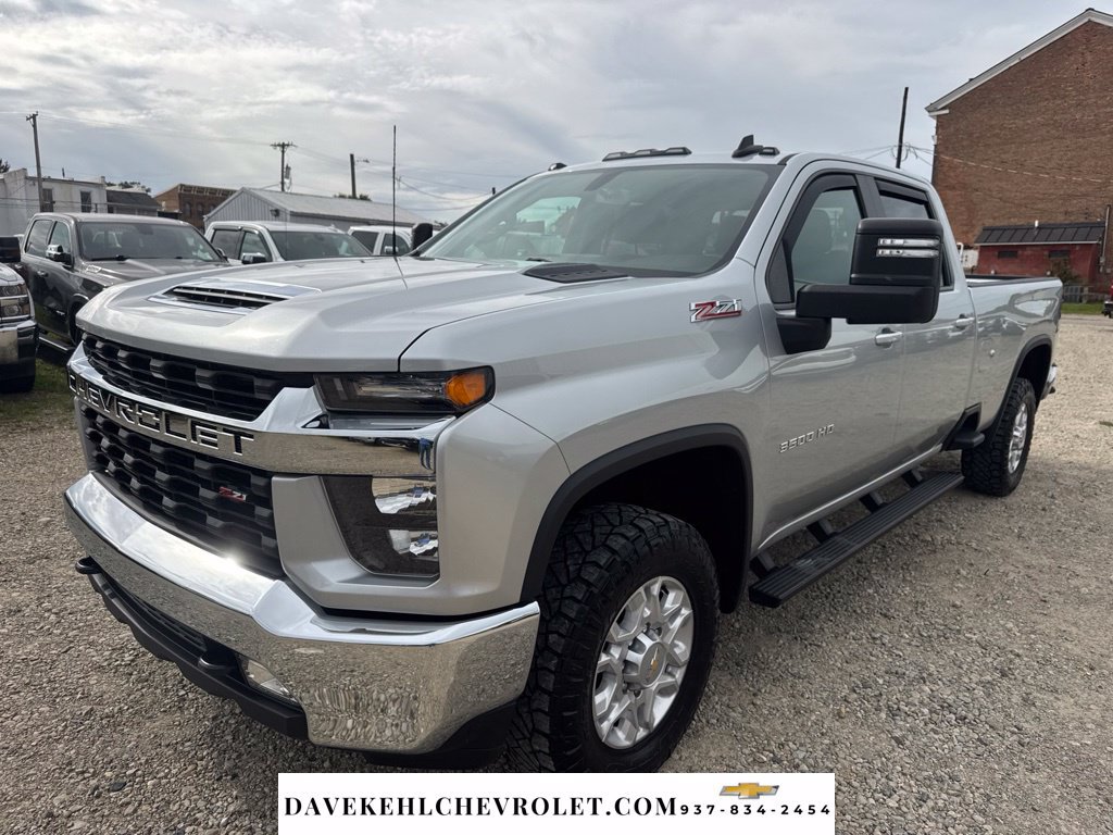Used 2022 Chevrolet Silverado 3500 LT w/ Convenience Package AWD/4WD image 1