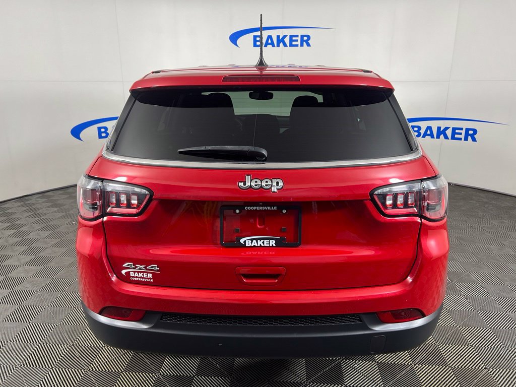 Used 2023 Jeep Compass Sport AWD/4WD image 5