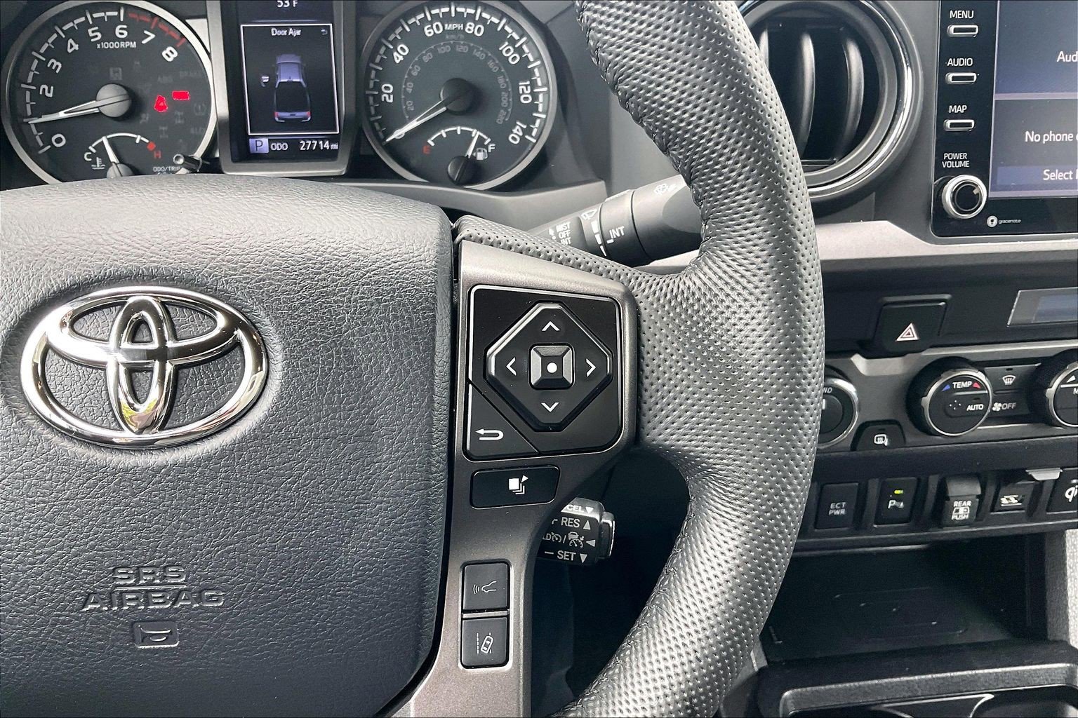 Used 2023 Toyota Tacoma TRD Off-Road w/ Technology Package AWD/4WD image 24