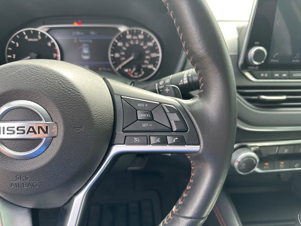 Used 2022 Nissan Altima 2.5 SR image 11