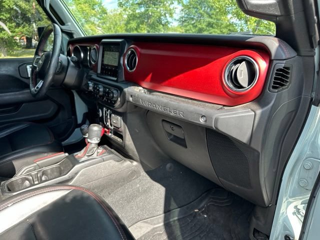 Used 2023 Jeep Wrangler Unlimited Rubicon w/ LED Lighting Group AWD/4WD image 26