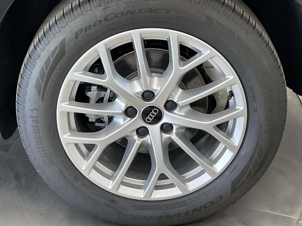 New 2026 Audi Q3 quattro 2.0T AWD/4WD image 12