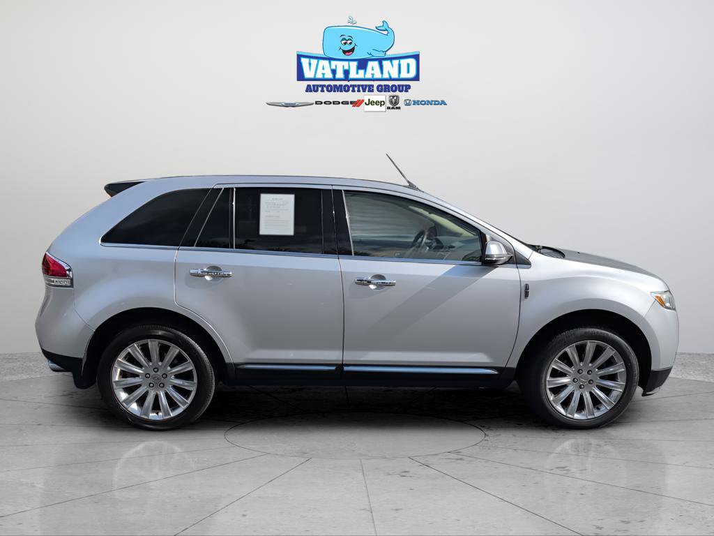 Used 2012 Lincoln MKX AWD image 6