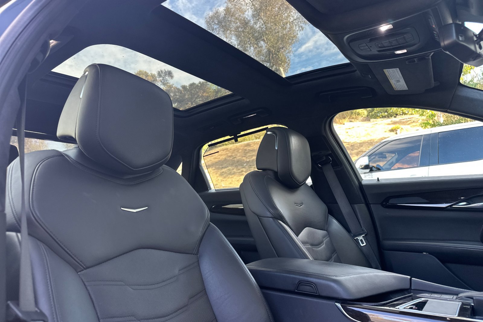 Used 2018 Cadillac CT6 3.0 Twin Turbo Platinum Sedan AWD/4WD image 18