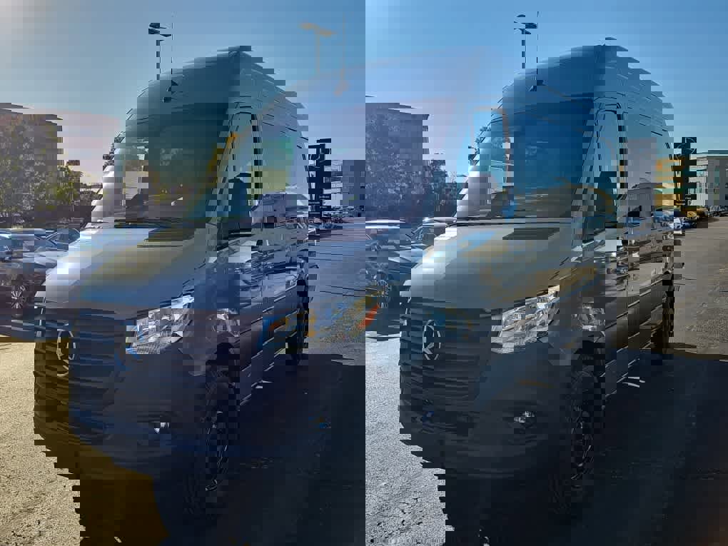 New 2026 Mercedes-Benz Sprinter 2500 image 5