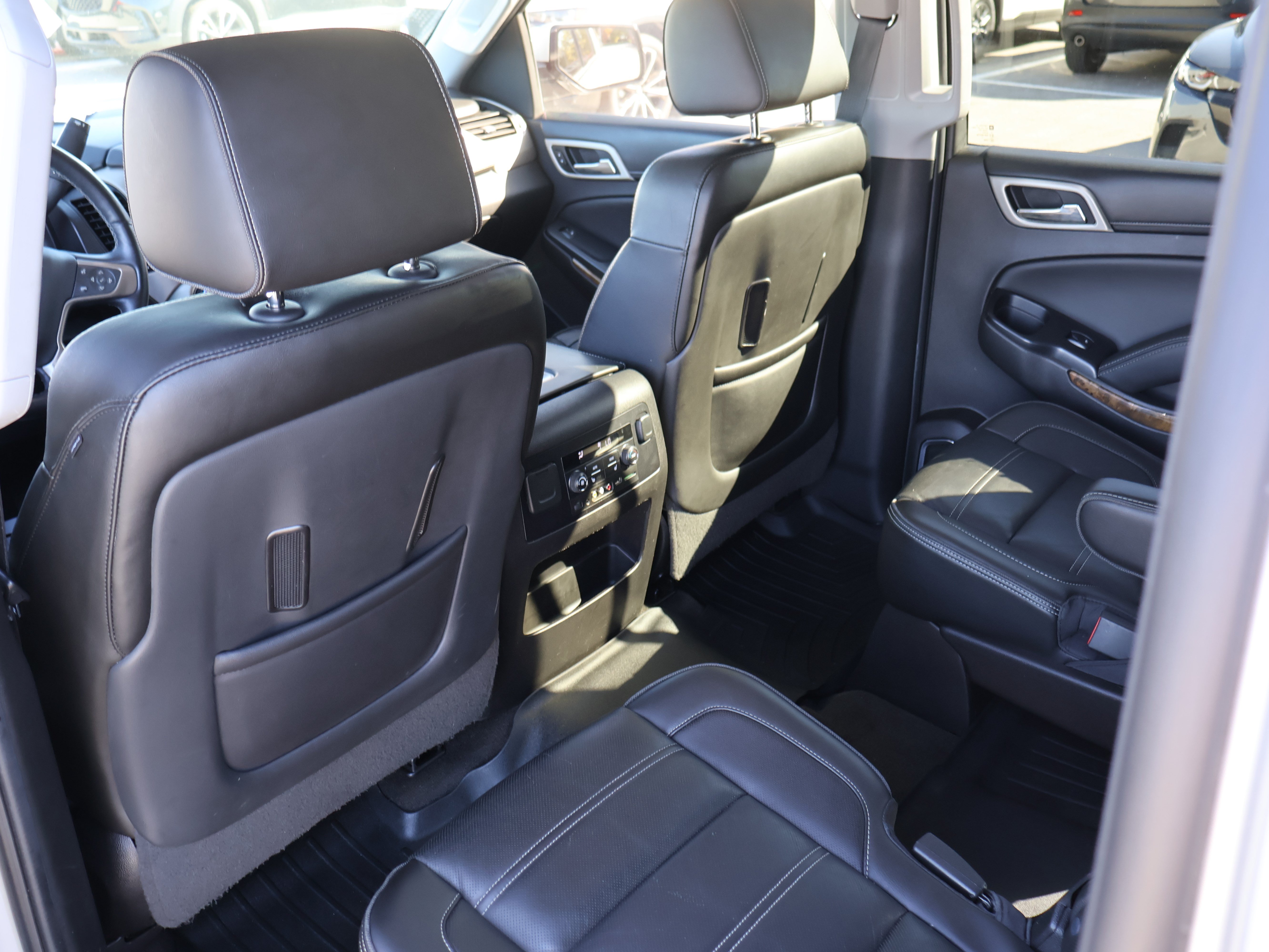 Used 2016 GMC Yukon XL Denali w/ Open Road Package AWD/4WD image 14