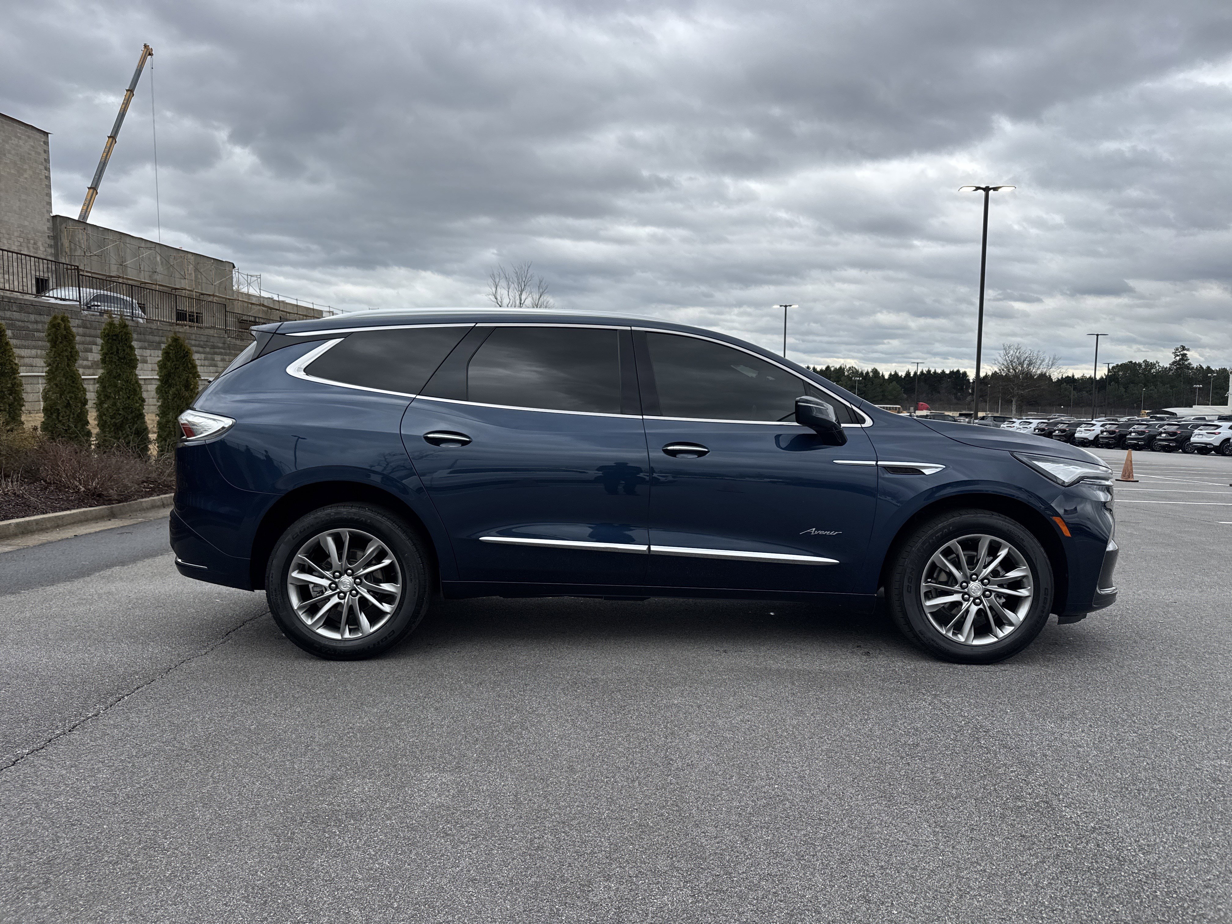 Used 2022 Buick Enclave Avenir w/ Avenir Technology Package image 11
