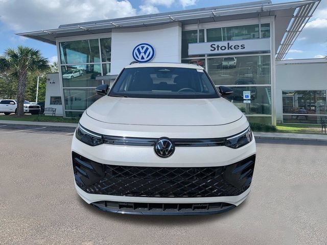 New 2026 Volkswagen Tiguan SE R-Line FWD image 9