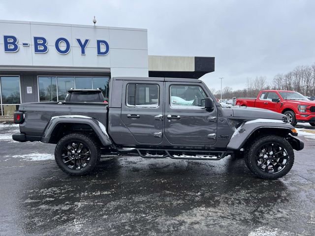 Used 2025 Jeep Gladiator Sport image 8