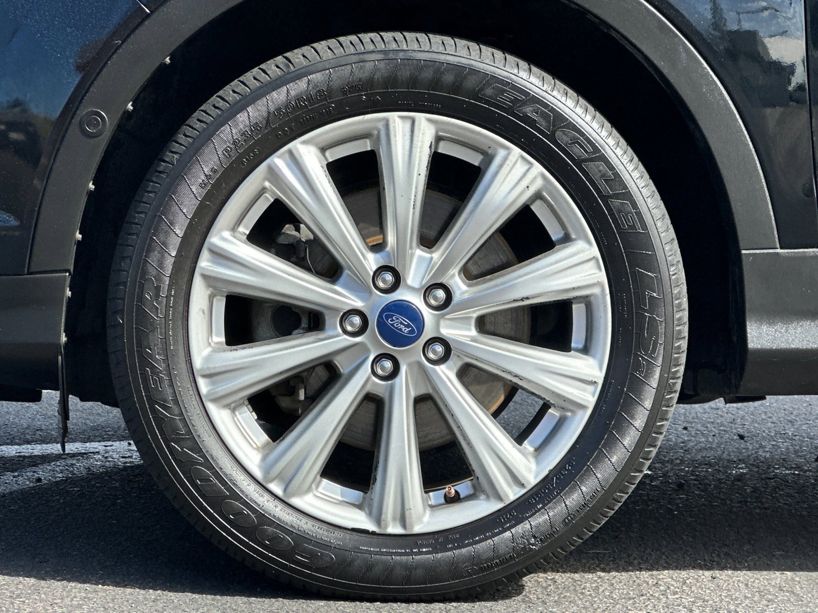 Used 2018 Ford Escape Titanium image 24