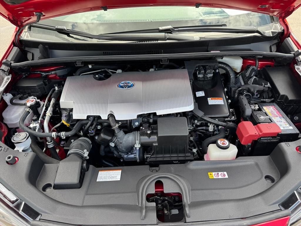 Used 2021 Toyota Prius Limited FWD image 18