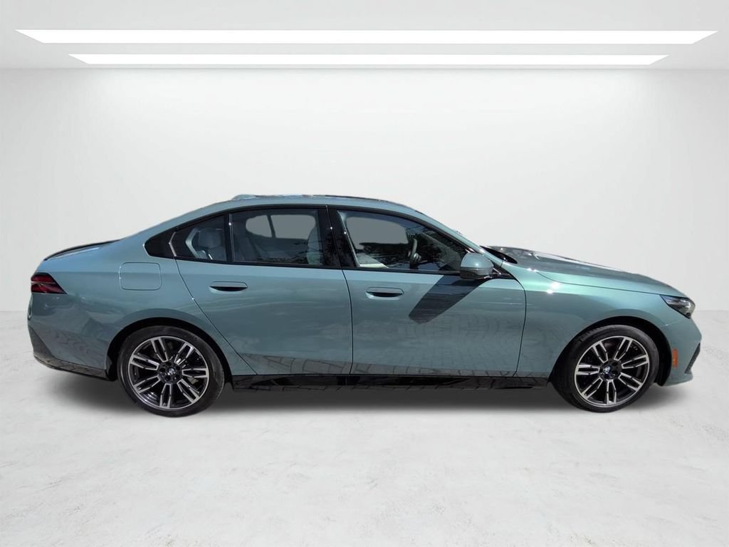 New 2027 BMW 530i w/ M Sport Package RWD image 3