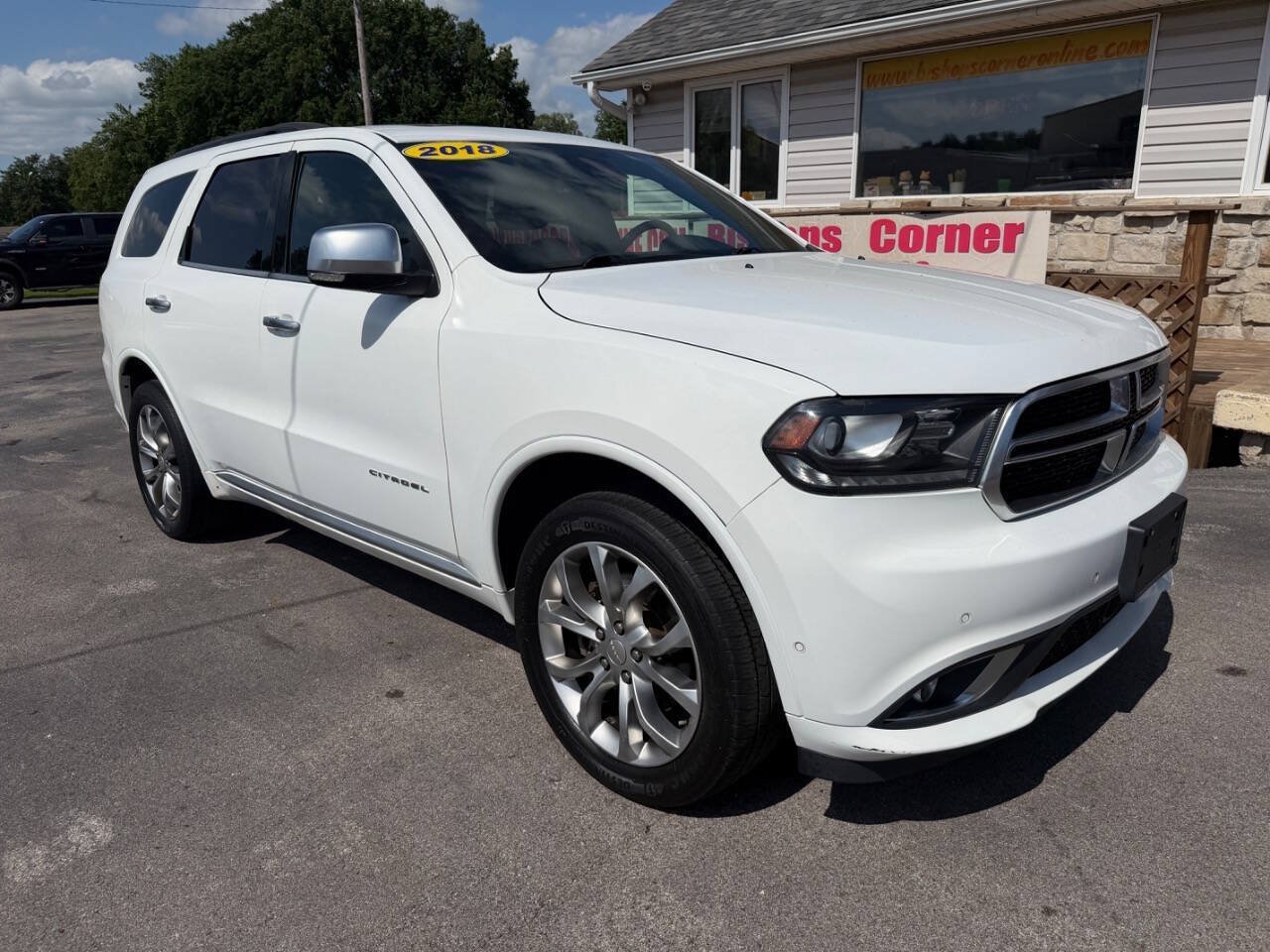 Used 2018 Dodge Durango Citadel AWD/4WD image 2