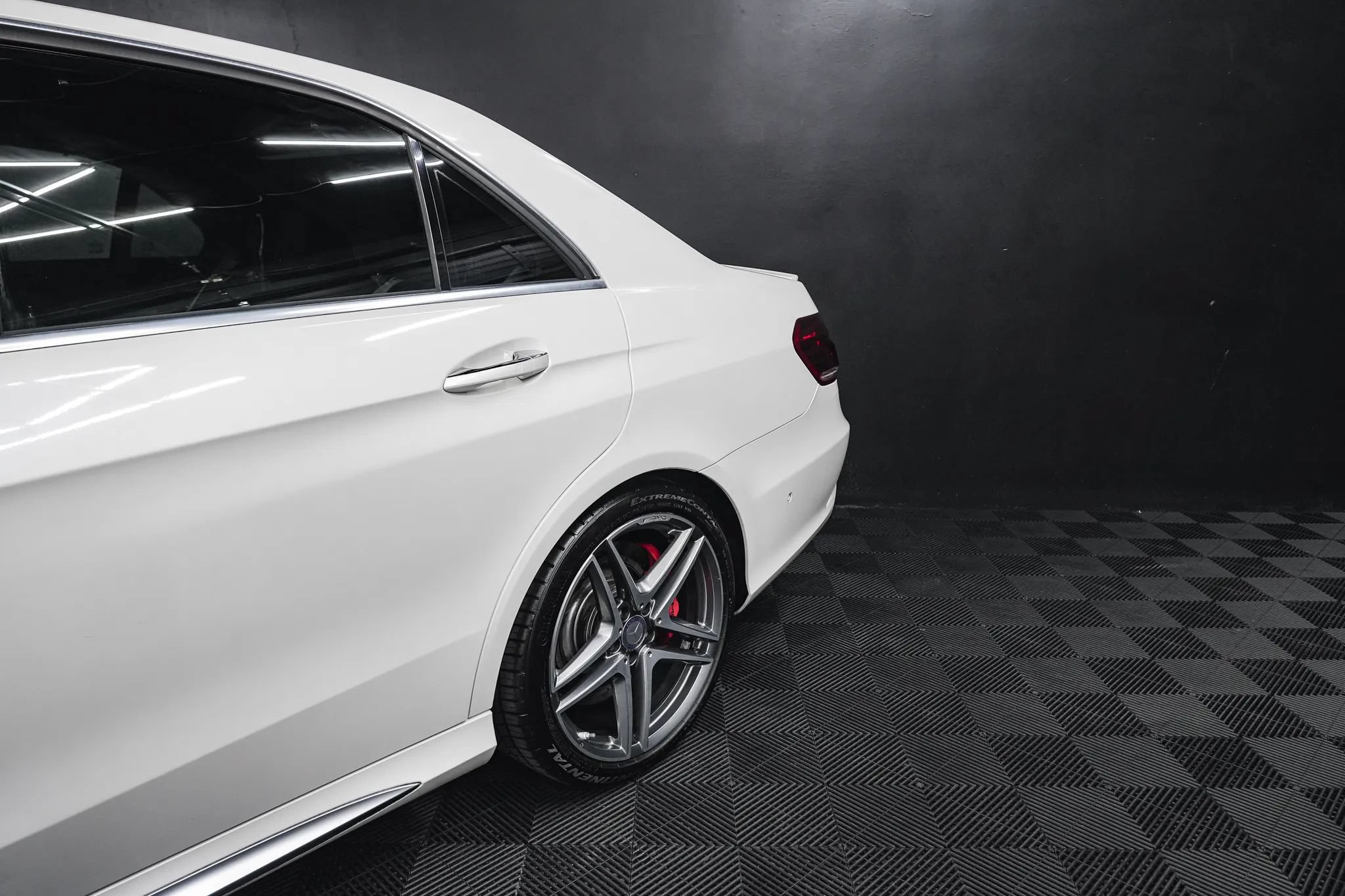 Used 2014 Mercedes-Benz E 63 AMG S-Model image 8