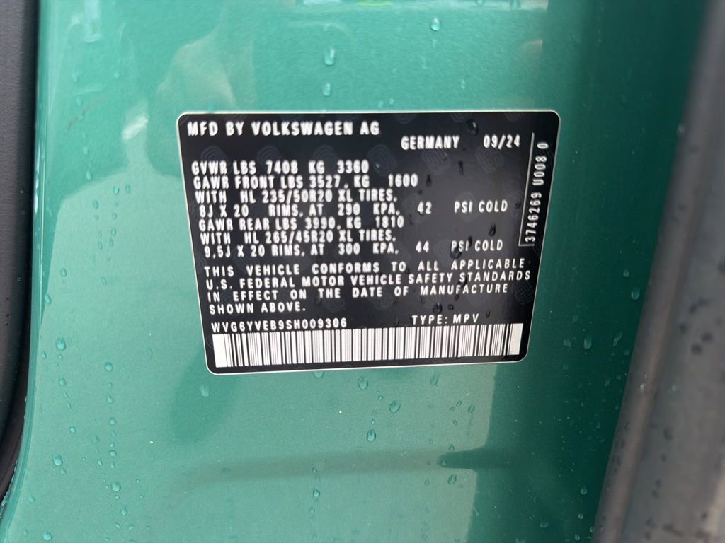 Certified 2025 Volkswagen ID. Buzz 1st Edition AWD/4WD image 27