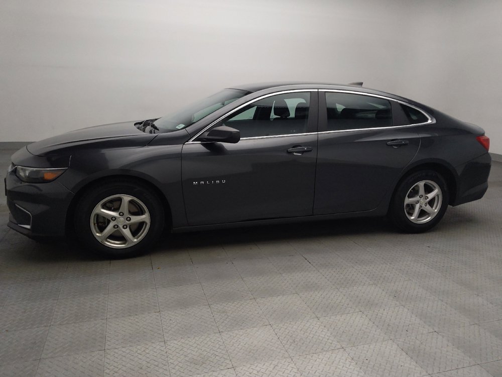 Used 2018 Chevrolet Malibu LS FWD image 2