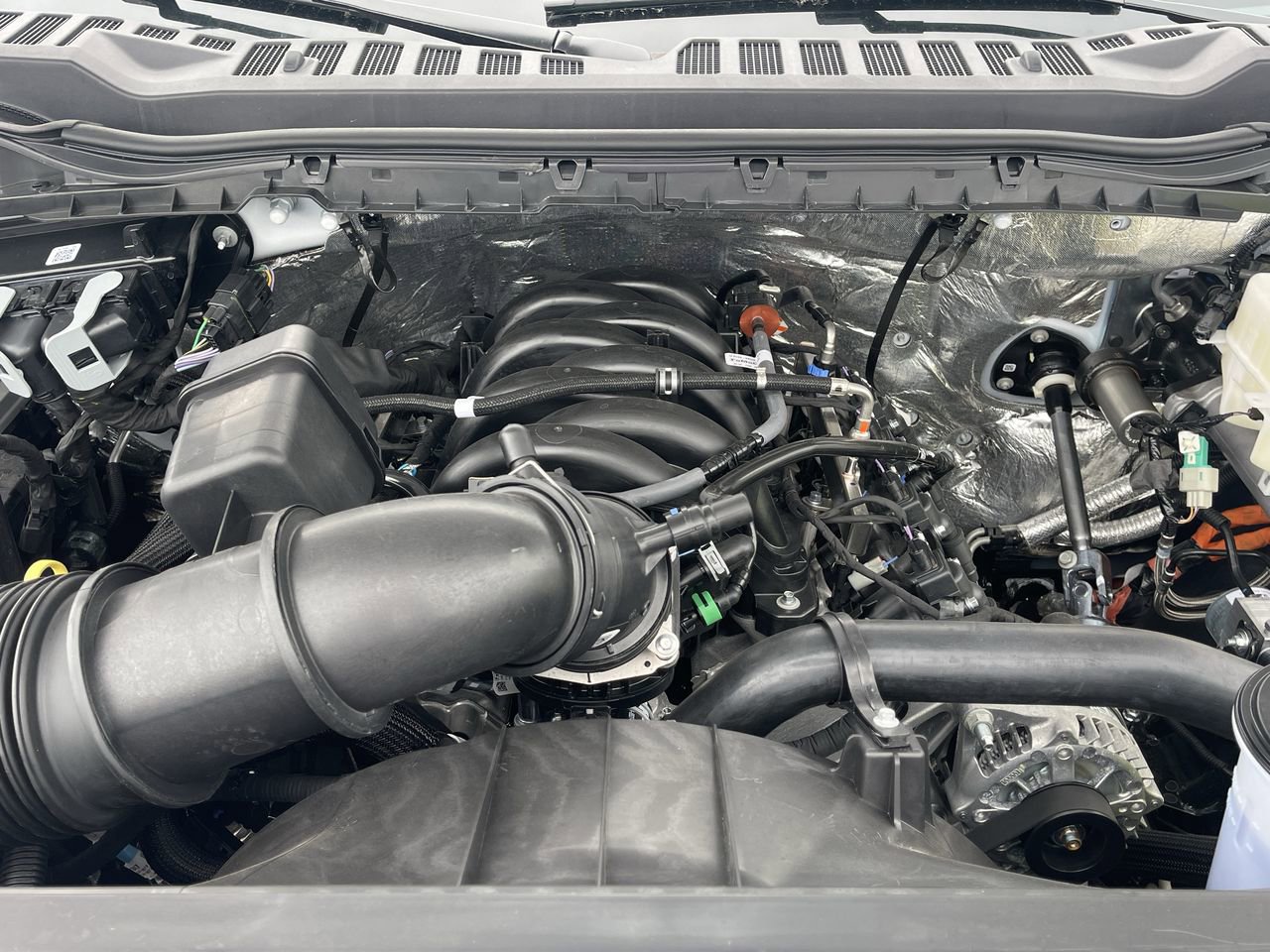 New 2025 Ford F450 XL w/ XL Chrome Package RWD image 25