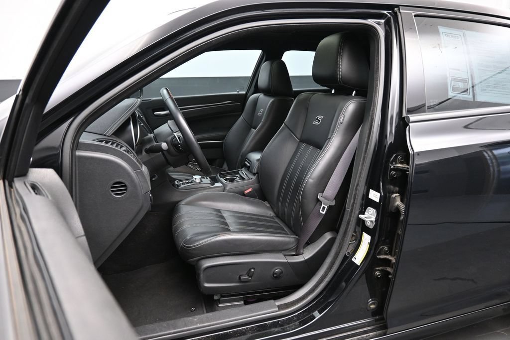 Used 2022 Chrysler 300 S RWD image 23