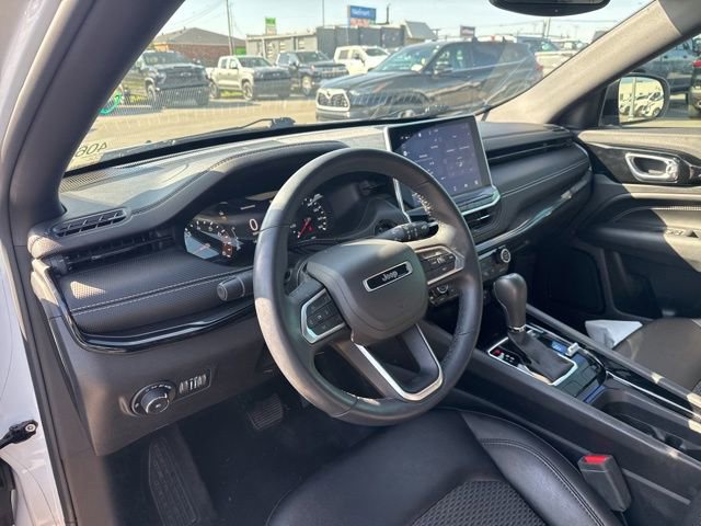 Used 2022 Jeep Compass Altitude w/ Convenience Group AWD/4WD image 11