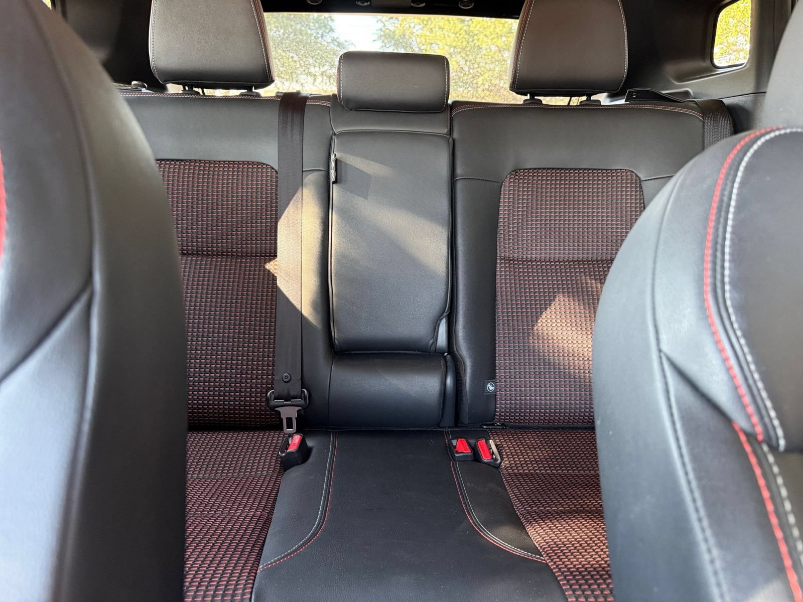 Used 2026 Nissan Kicks SR AWD/4WD image 37