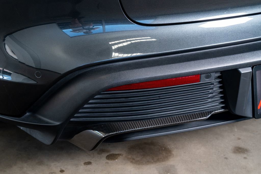 Used 2020 Porsche Taycan Turbo image 25