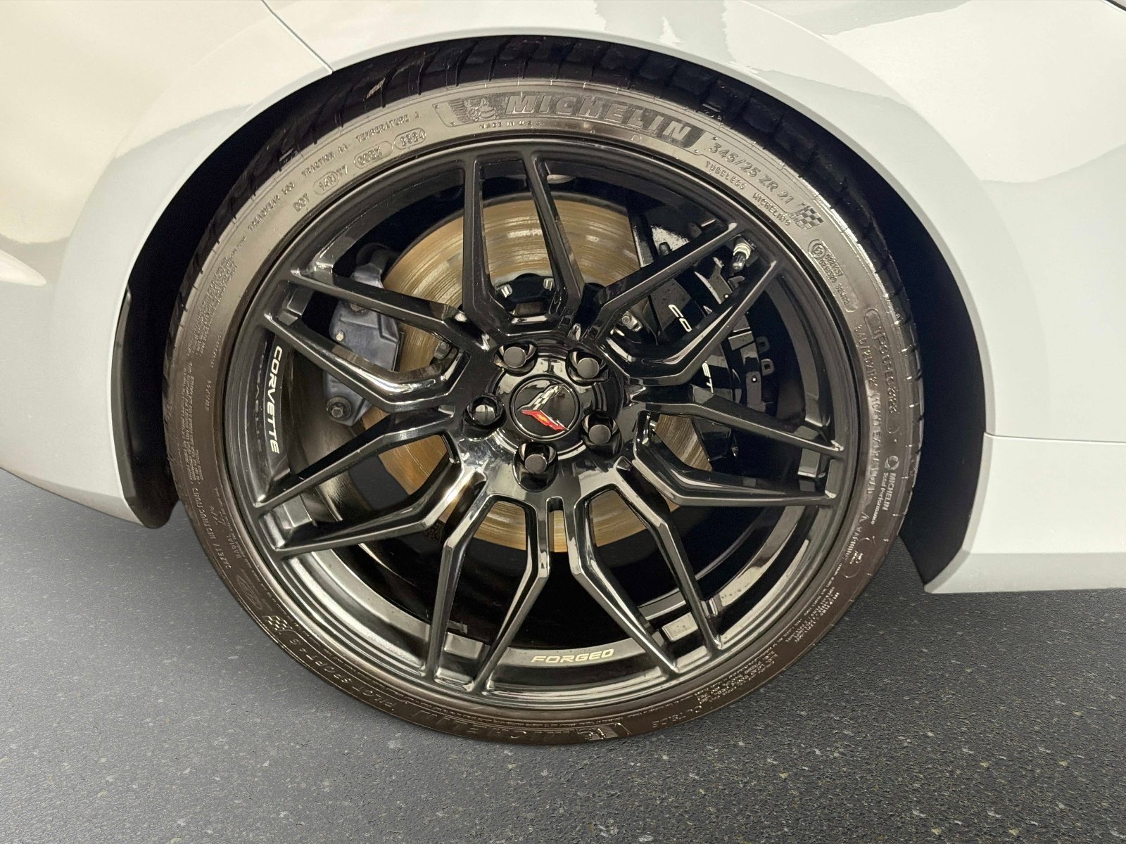 Used 2025 Chevrolet Corvette Z06 w/ Battery Protection Package image 18