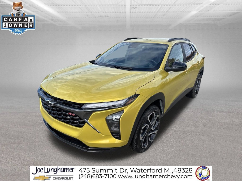 Certified 2025 Chevrolet Trax RS w/ Driver Confidence Package FWD image 8
