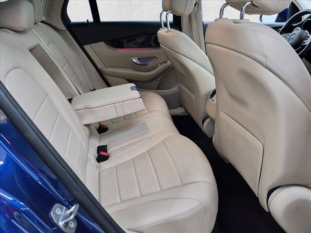 Used 2020 Mercedes-Benz GLC 300 image 20