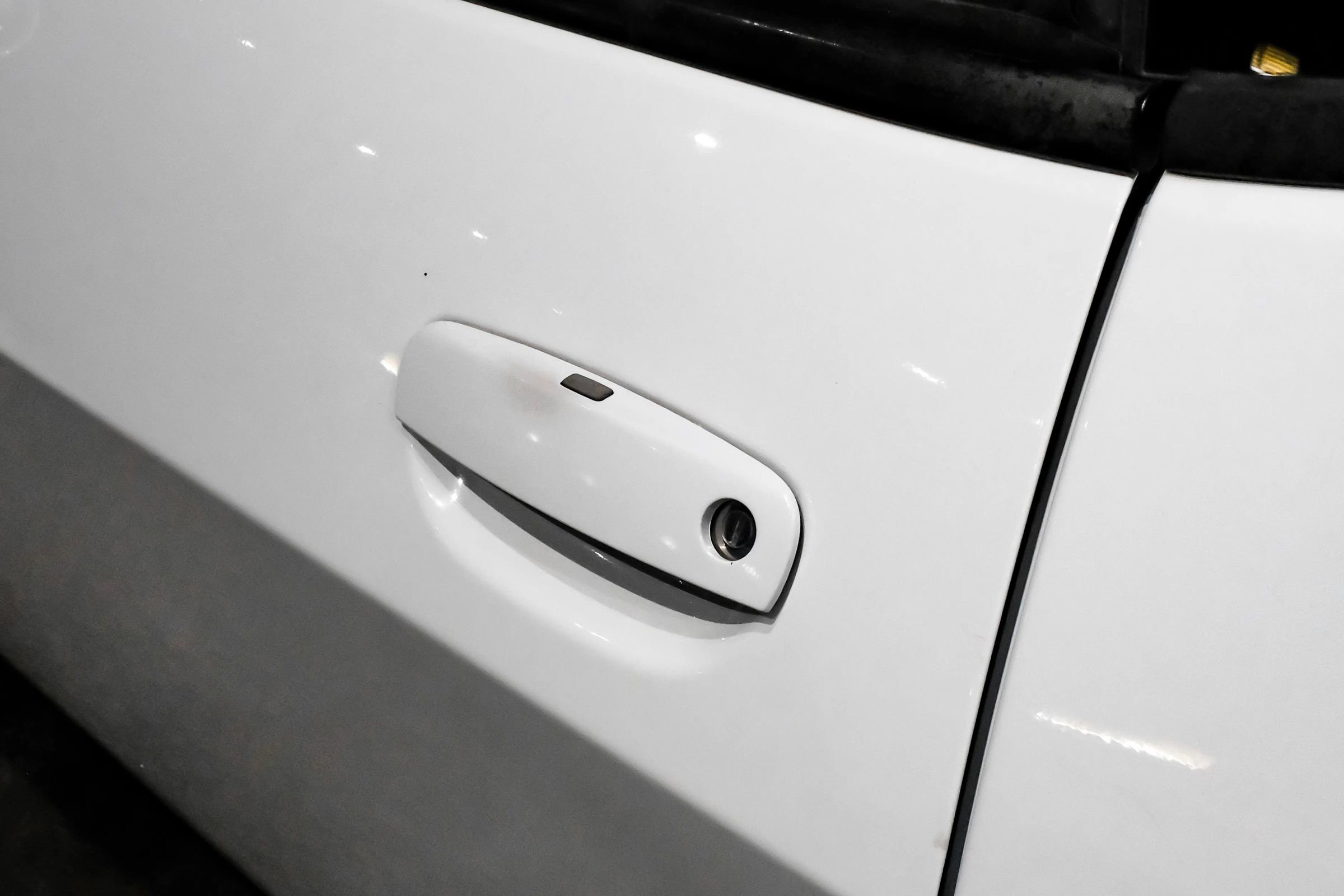 Used 2013 Dodge Challenger SRT8 Core image 30