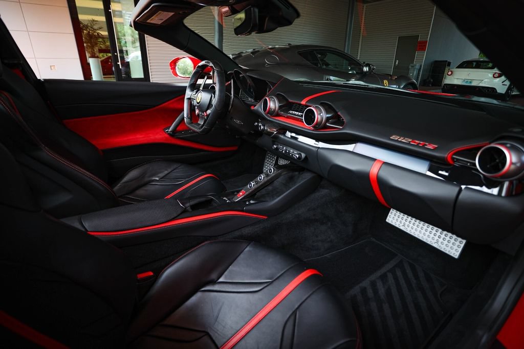 Certified 2022 Ferrari 812 GTS RWD image 55