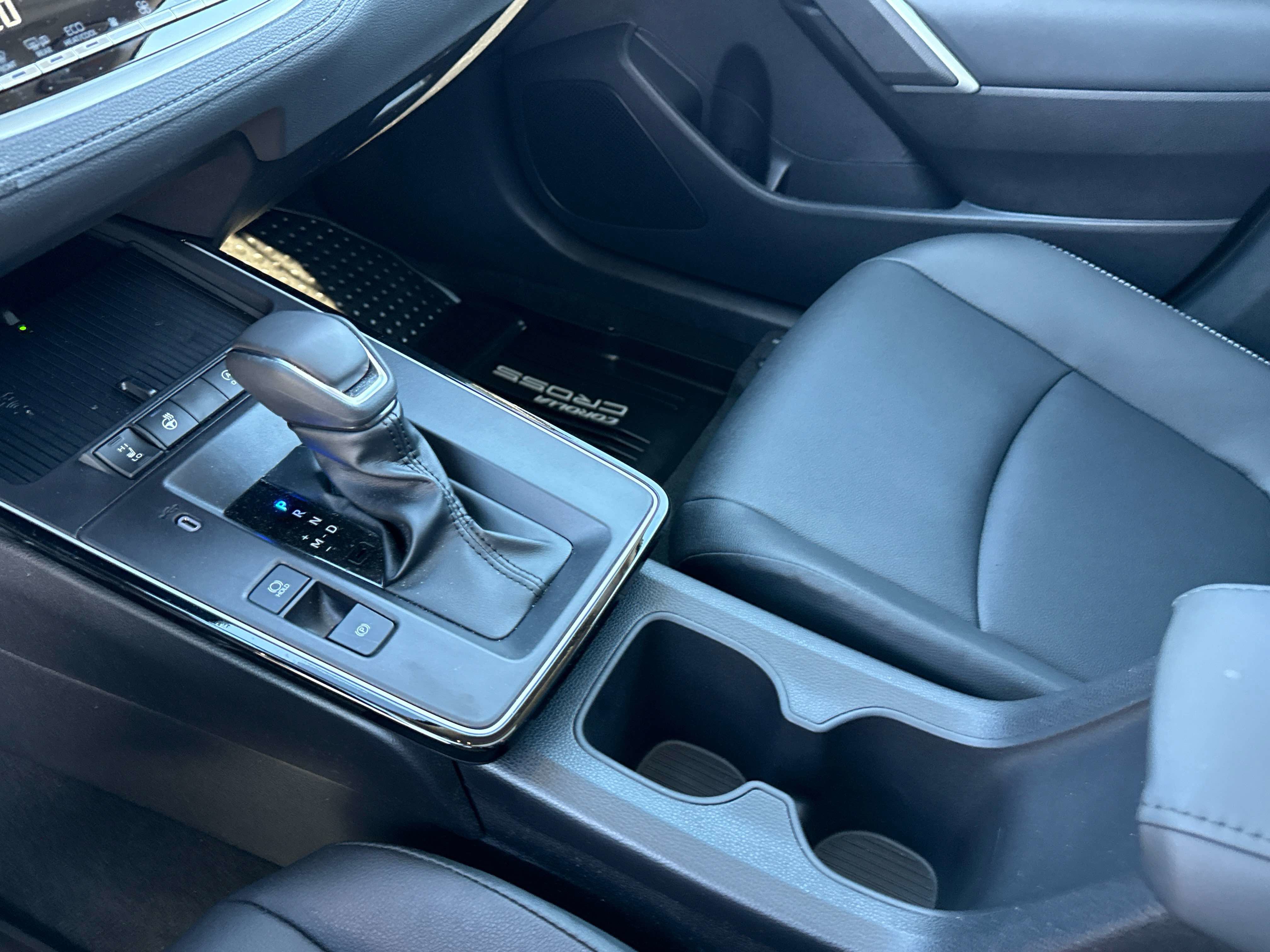 Used 2026 Toyota Corolla Cross XLE w/ Convenience Package image 20