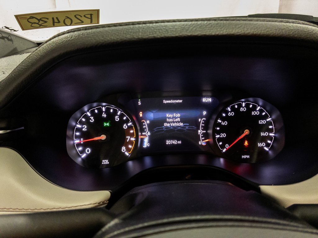 Used 2025 Jeep Compass Limited image 15