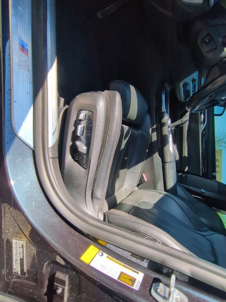 Used 2019 BMW 740i image 3