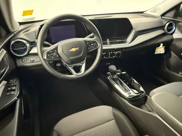 Used 2025 Chevrolet Trax LT w/ LT Convenience Package image 38