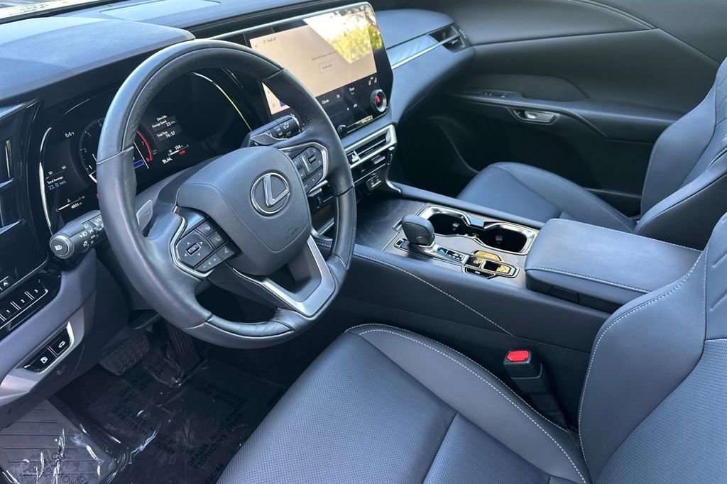 Certified 2025 Lexus RX 350 Premium w/ Accessory Package (Z1) FWD image 10